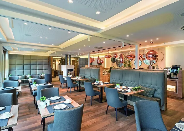 Kurpension Riedenburg Hotel 2*