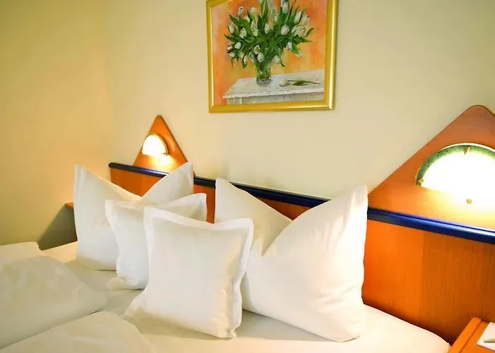 Kurpension Riedenburg Hotel 2*