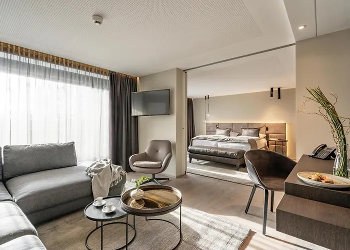 Kurpension Riedenburg 2*